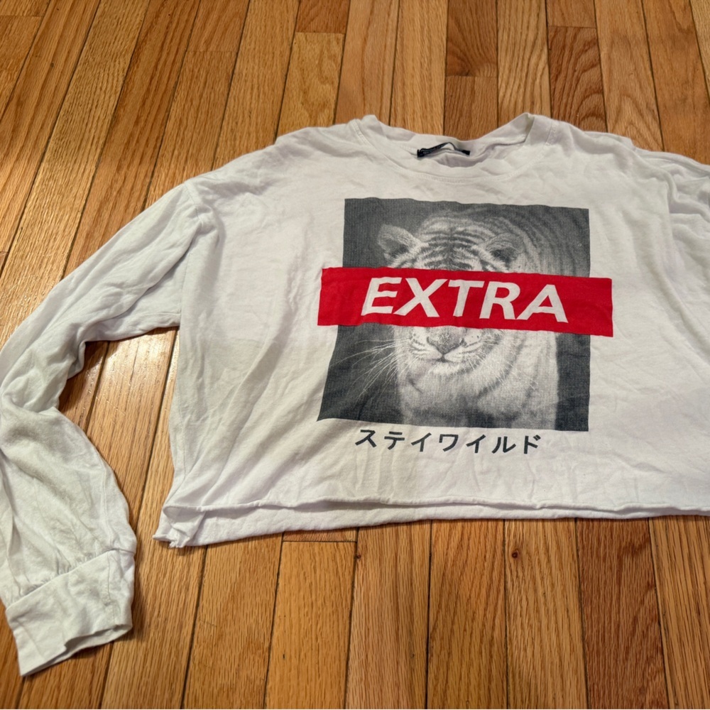 White Long Sleeve Tiger Graphic Tee